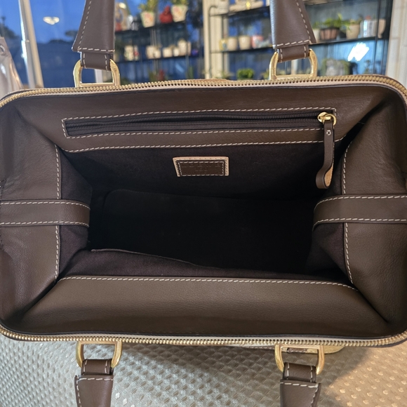 Loewe - Picture 7 of 15